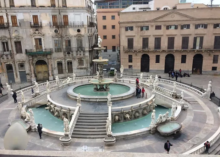 Teatro Apartments Giardino Inglese